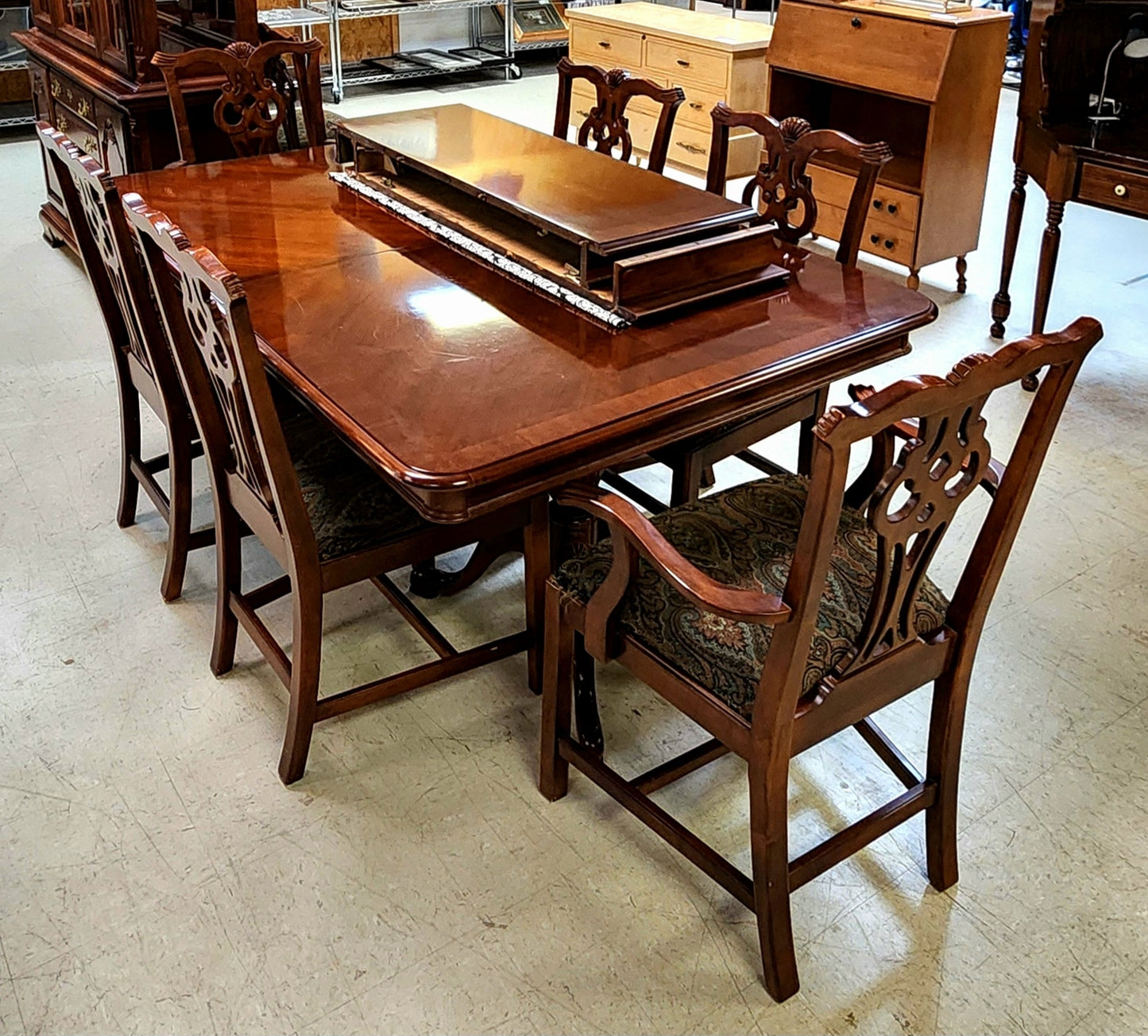 LEXINGTON Traditional Cherry Wood DININGROOM SET