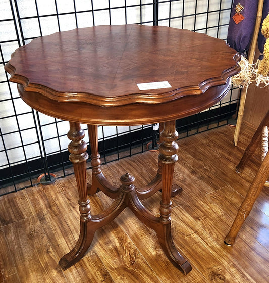 IMPERIAL Mid Century Mahogany ACCENT TABLE