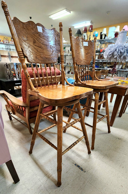 Oak Pressback BAR STOOL