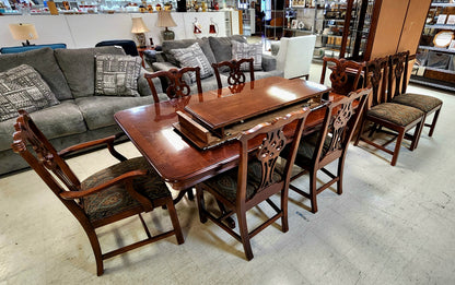 LEXINGTON Traditional Cherry Wood DININGROOM SET